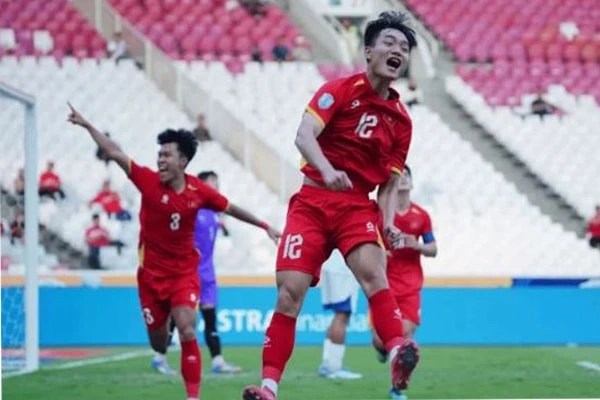 Vietnam Tumbangkan Filipina 2-1, Lolos ke Final Piala AFF U-23 2025!