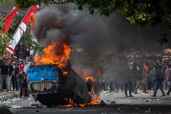 Gejolak Pati: Belajar dari Benturan Politik, Hukum, dan Krisis Kepercayaan Publik