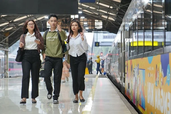 PT KAI Buka 7 Lowongan Kerja untuk Lulusan D3, D4, dan S1, Catat Tanggal Pendaftarannya!