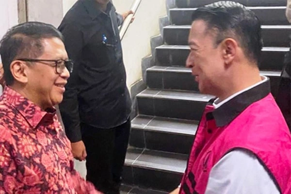 Pembebasan Hasto dan Tom Lembong Strategi Politik atau Ancaman bagi Semangat Antikorupsi