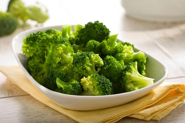 5 Makanan Super yang Bisa Turunkan Risiko Stroke, Menurut Ahli Gizi